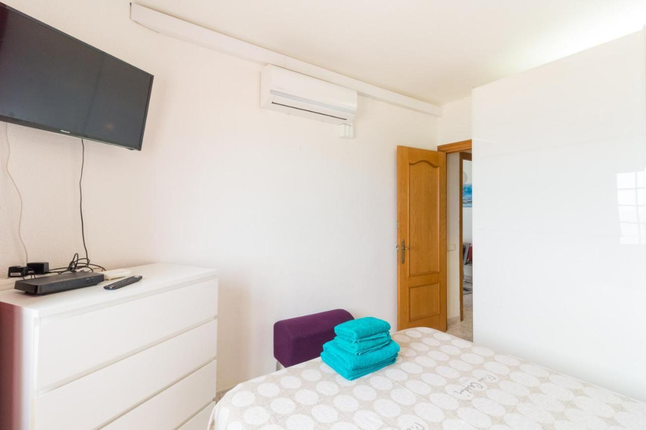 Apartment In Front Of The Pineda de Mar